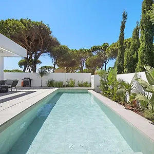 https://manuela-sea-villa-chiclana-de-la-frontera.es-andalucia.com